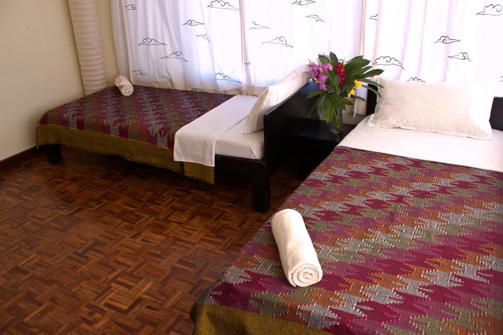 Dondrub Guest House กาฐมาณฑุ ภายนอก รูปภาพ